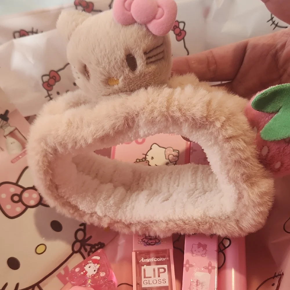 Hello Kitty Bundle Set - Picture 6 of 8